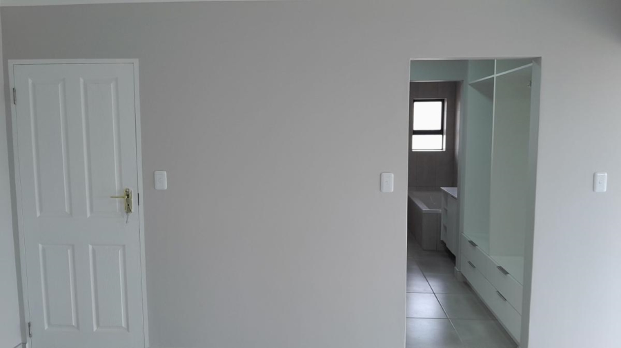 3 Bedroom Property for Sale in Dana Bay Western Cape